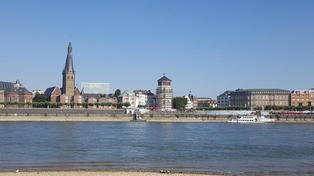 Apartment H2 Duesseldorf Exteriör bild